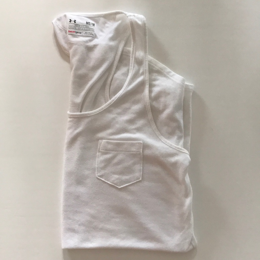 Under Armor size M workout top